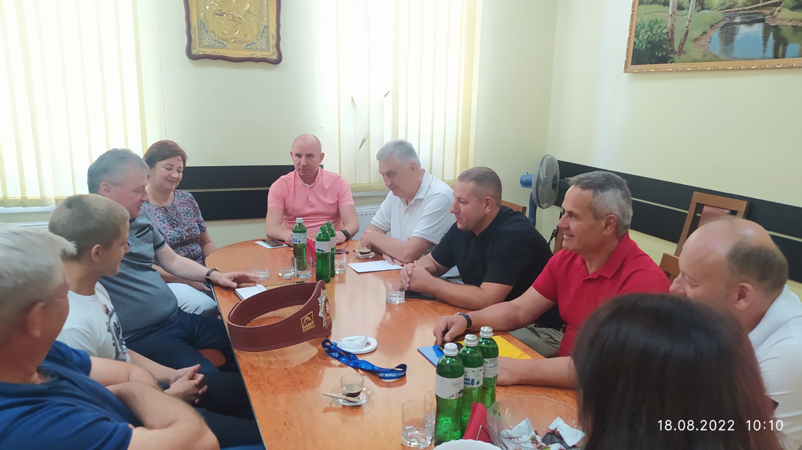 У Тячеві вітали чемпіона світу з греко-римської боротьби та дякували за перемогу