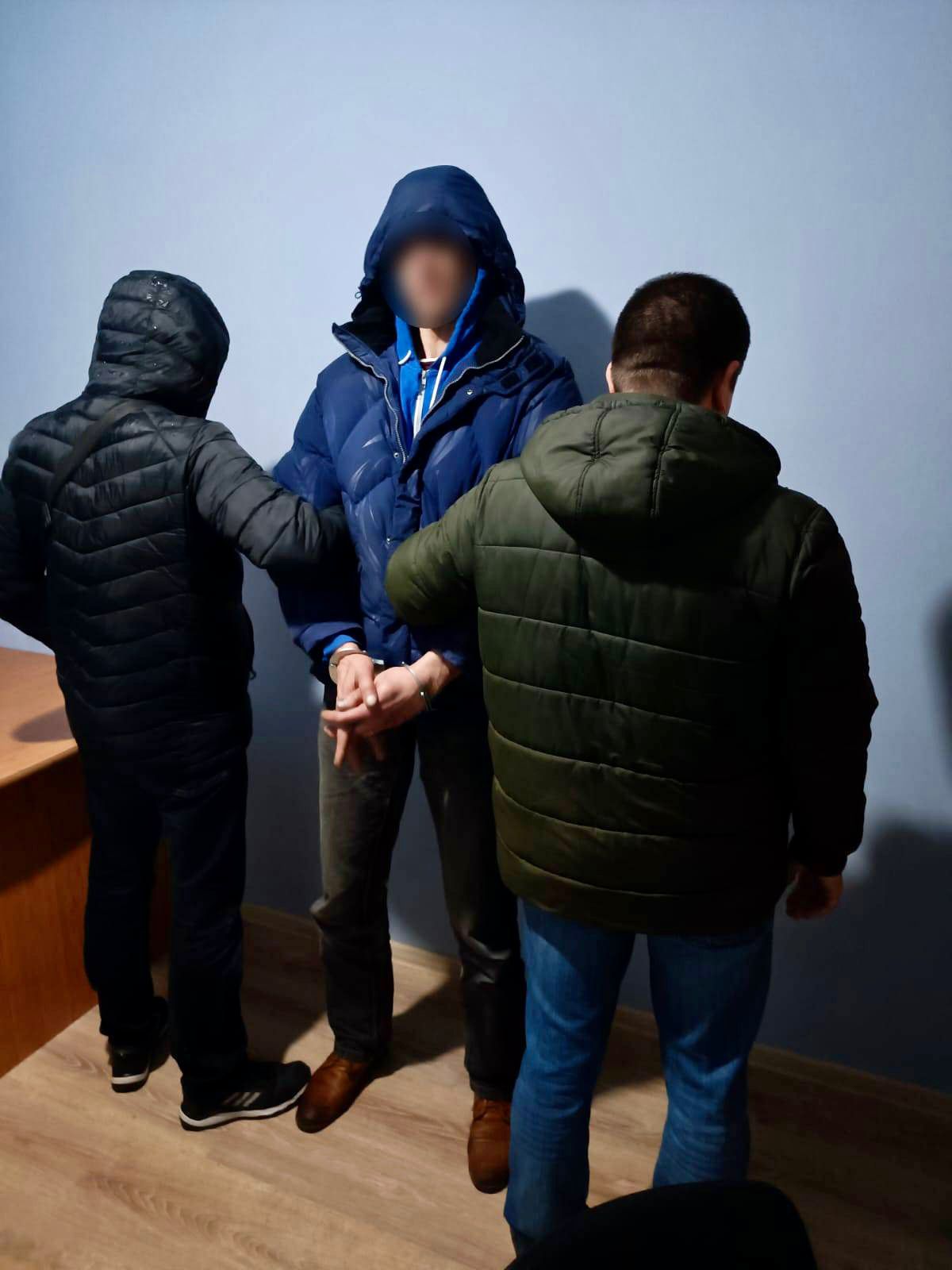 У Сваляві припинили злочинну діяльність місцевого наркоторговця