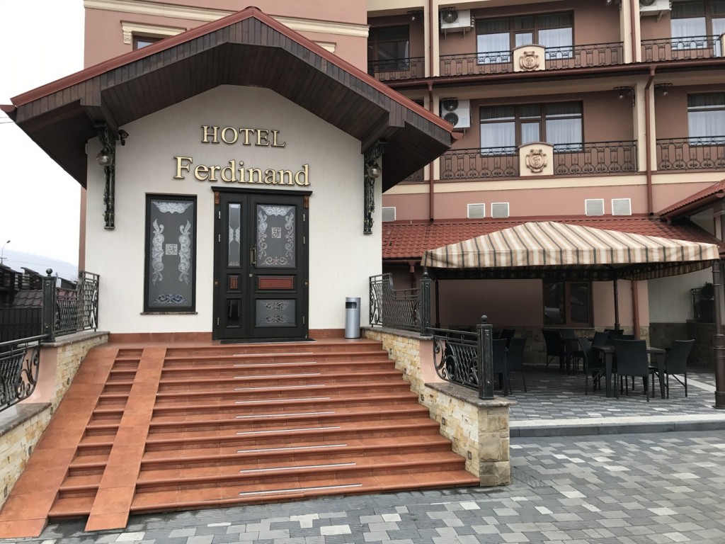 Готелі Мукачева: Фердинанд Готелі Мукачева: Фердинанд