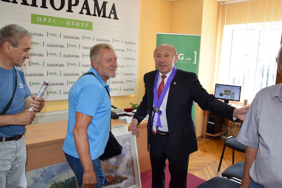 Вітання від художників Вітання від художників