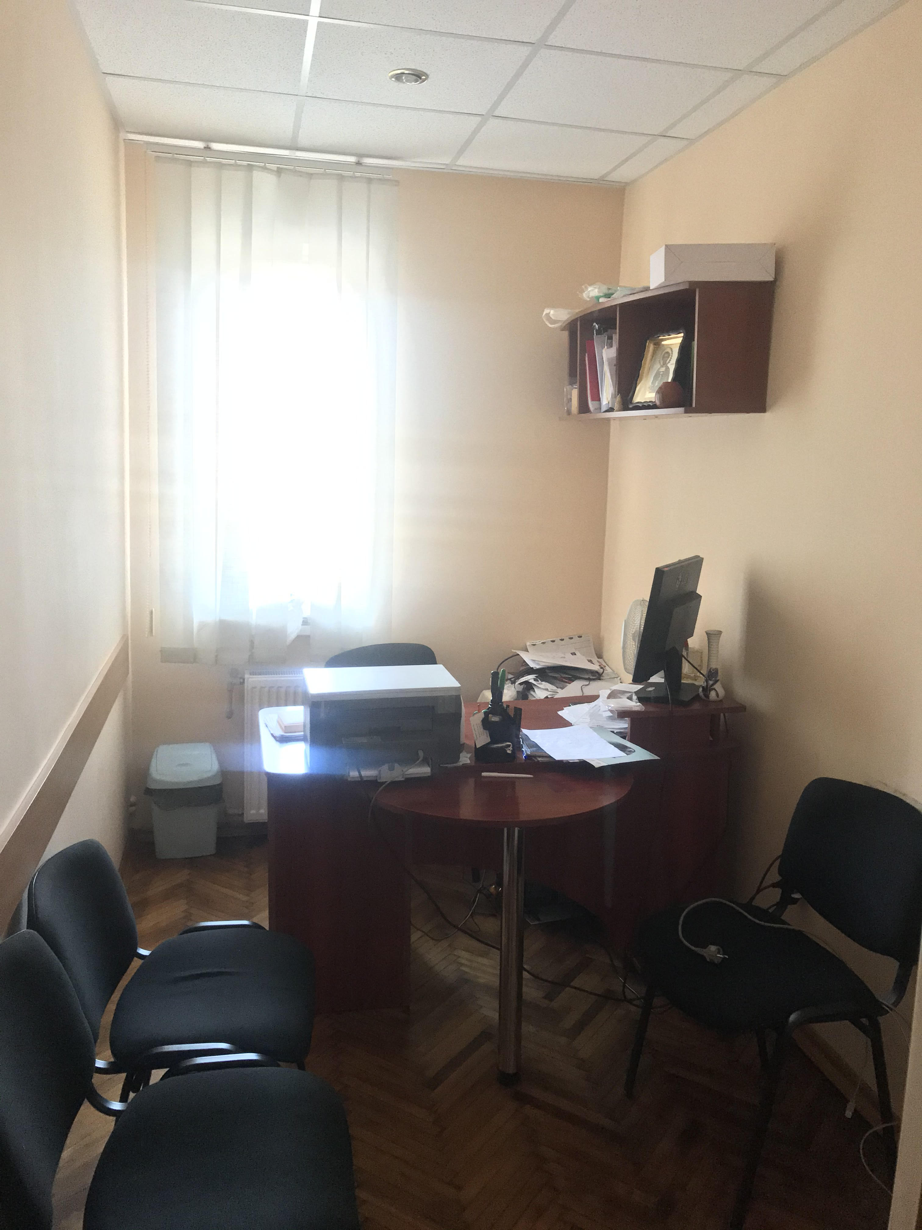 Оренда офісних приміщень в центрі Мукачева